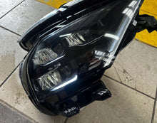 Laden Sie das Bild in den Galerie-Viewer, Frontscheinwerfer Citroën C4 III 9830649280 73374698 Rechts Headlight SCH5426246560zw