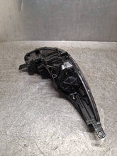 Laden Sie das Bild in den Galerie-Viewer, Frontscheinwerfer Kia Sportage E426355 Links Scheinwerfer Headlight SCH5430674063xw