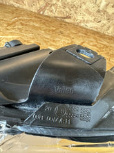Load image into Gallery viewer, Frontscheinwerfer Audi Q7 4L0941029M Xenon Links Scheinwerfer Headlight SCH5434039181am