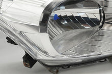 Laden Sie das Bild in den Galerie-Viewer, Frontscheinwerfer Suzuki Swift V I 907-38200 Rechts Scheinwerfer Headlight SCH5442276628dz