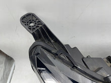 Load image into Gallery viewer, Frontscheinwerfer Honda 3310031A Rechts Scheinwerfer Headlight SCH5443235265ra