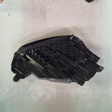 Laden Sie das Bild in den Galerie-Viewer, Frontscheinwerfer Audi Q5 80A941035E LED Links Scheinwerfer Headlight SCH5443674968ms