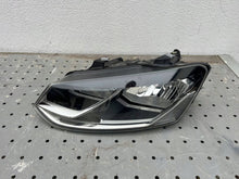 Laden Sie das Bild in den Galerie-Viewer, Frontscheinwerfer VW Polo 6C1941005 Links Scheinwerfer Headlight SCH5448397058hb