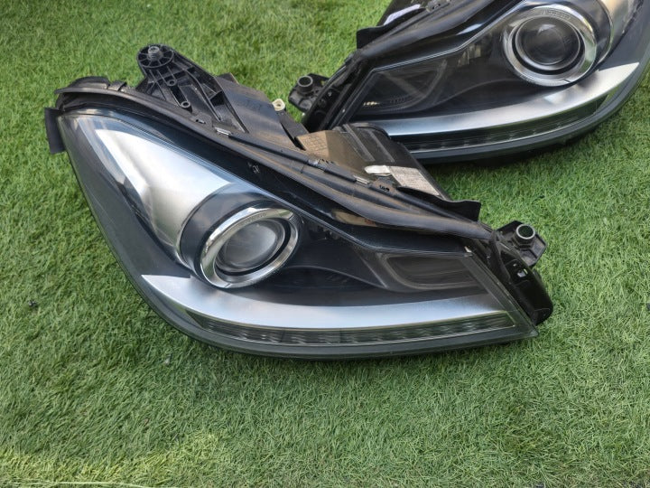 Frontscheinwerfer Mercedes-Benz W204 A2048205659 Ein Satz Scheinwerfer Headlight SCH5451582494cp