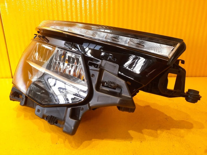 Frontscheinwerfer Skoda Kamiq 656941016B LED Rechts Scheinwerfer Headlight SCH5453635685zl