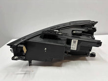Laden Sie das Bild in den Galerie-Viewer, Frontscheinwerfer Cupra Leon 5FB941036 Rechts Scheinwerfer Headlight SCH5463558654cn