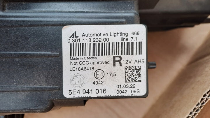 Frontscheinwerfer Skoda Octavia I 5E4941016 Rechts Scheinwerfer Headlight SCH5464069945dc