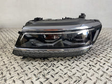 Laden Sie das Bild in den Galerie-Viewer, Frontscheinwerfer VW Tiguan 5NB941081A LED Links Scheinwerfer Headlight SCH5466268358nu