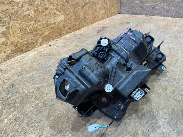 Frontscheinwerfer Suzuki Vitara I 100-7R016 S2506S070 Links Headlight SCH5468623985ja