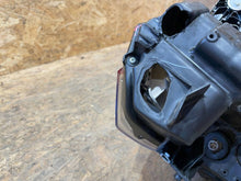 Laden Sie das Bild in den Galerie-Viewer, Frontscheinwerfer Suzuki Vitara I 100-7R016 S2506S070 Links Headlight SCH5468623985ja