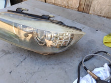 Laden Sie das Bild in den Galerie-Viewer, Frontscheinwerfer BMW E90 72025839 Xenon Links Scheinwerfer Headlight SCH5469602559bx
