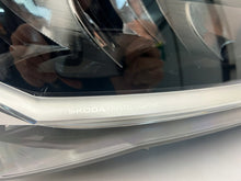 Load image into Gallery viewer, Frontscheinwerfer Skoda Superb 3P1941016 LED Rechts Scheinwerfer Headlight SCH5473298240eg