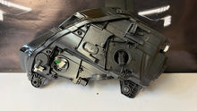 Laden Sie das Bild in den Galerie-Viewer, Frontscheinwerfer Audi A3 8V0941005 Links Scheinwerfer Headlight SCH5477691779ze