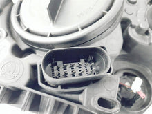 Laden Sie das Bild in den Galerie-Viewer, Frontscheinwerfer Skoda Yeti 5L1941016C 030128628200 LED Rechts Headlight SCH5479310009ci
