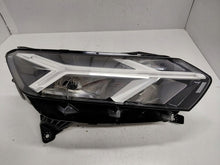 Laden Sie das Bild in den Galerie-Viewer, Frontscheinwerfer Dacia Sandero III Logan Jogger 260107978R LED Rechts Headlight SCH5482005186bf