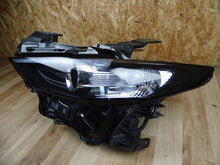 Laden Sie das Bild in den Galerie-Viewer, Frontscheinwerfer Mazda 3 Bp BCJH51040 Links Scheinwerfer Headlight SCH5488199846bv