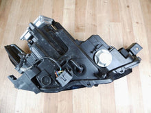 Laden Sie das Bild in den Galerie-Viewer, Frontscheinwerfer Mazda 3 Bp BCJH51040 Links Scheinwerfer Headlight SCH5488199846bv