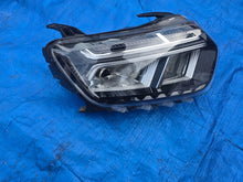 Laden Sie das Bild in den Galerie-Viewer, Frontscheinwerfer Dacia Duster 260101613 Rechts Scheinwerfer Headlight SCH5490695648by