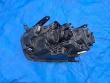 Laden Sie das Bild in den Galerie-Viewer, Frontscheinwerfer Dacia Duster 260101613 Rechts Scheinwerfer Headlight SCH5490695648by