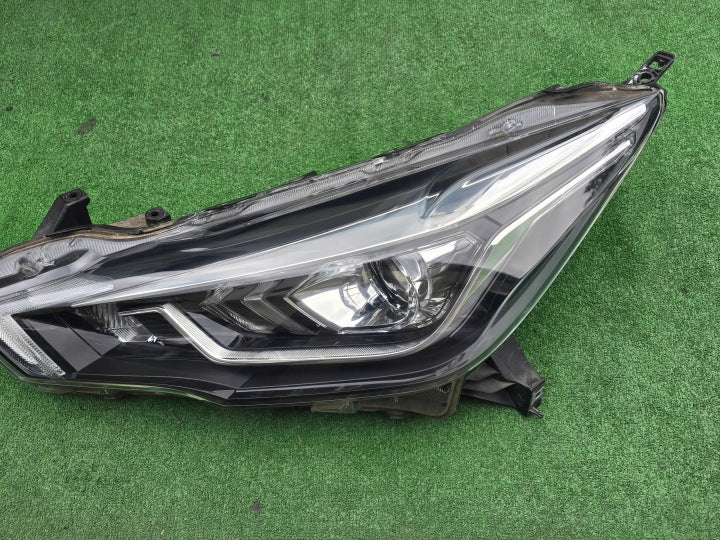 Frontscheinwerfer Nissan Micra I K14 100-18834 Links Scheinwerfer Headlight SCH5500513474xt