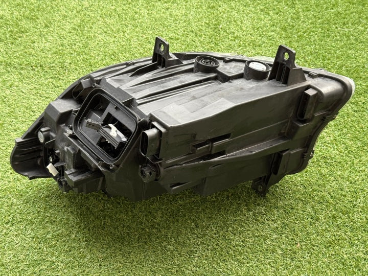 Frontscheinwerfer Mercedes-Benz Sprinter A9109067200 Rechts Headlight SCH5501516581ed