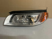 Laden Sie das Bild in den Galerie-Viewer, Frontscheinwerfer Volvo V70 S80 34120013 Xenon Links Scheinwerfer Headlight SCH5509030993xt