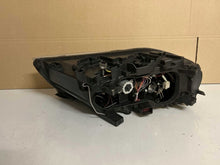 Laden Sie das Bild in den Galerie-Viewer, Frontscheinwerfer Volvo V70 S80 34120013 Xenon Links Scheinwerfer Headlight SCH5509030993xt