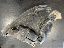 Laden Sie das Bild in den Galerie-Viewer, Frontscheinwerfer BMW 3 E91 E90 6942737 Rechts Scheinwerfer Headlight SCH5509856415gh