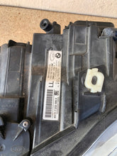 Laden Sie das Bild in den Galerie-Viewer, Frontscheinwerfer BMW 3 E90 7202589 Xenon Links Scheinwerfer Headlight SCH5511296310xg