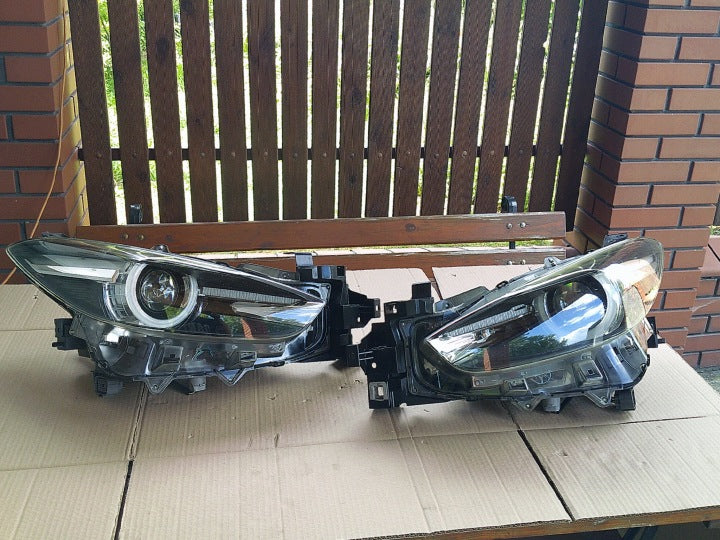 Frontscheinwerfer Mazda Cx30 BSP551040 Ein Satz Scheinwerfer Headlight SCH5515170186bw