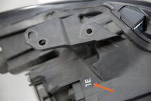 Laden Sie das Bild in den Galerie-Viewer, Frontscheinwerfer Mazda 3 BCJH-51040 LED Links Scheinwerfer Headlight SCH5518698519or