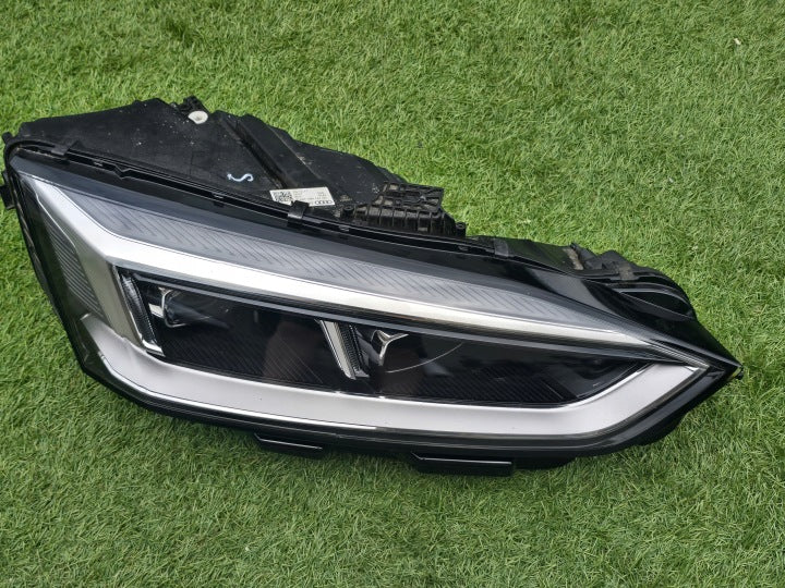 Frontscheinwerfer Audi A5 8W6941774D LED Rechts Scheinwerfer Headlight SCH5519652393nt