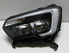 Load image into Gallery viewer, Frontscheinwerfer Renault Master III 260105567R Links Scheinwerfer Headlight SCH5523015579aw