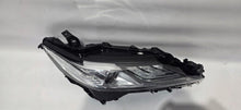 Laden Sie das Bild in den Galerie-Viewer, Frontscheinwerfer Toyota Camry 33-276 Rechts Scheinwerfer Headlight SCH5529801384ke