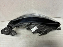 Laden Sie das Bild in den Galerie-Viewer, Frontscheinwerfer Peugeot 208 II 9855524680 Full LED Links Headlight SCH5530779716sh