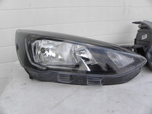 Laden Sie das Bild in den Galerie-Viewer, Frontscheinwerfer Ford Focus MX7B-13E015-CD Rechts Scheinwerfer Headlight SCH5531517411sy
