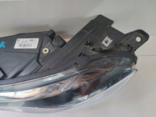 Laden Sie das Bild in den Galerie-Viewer, Frontscheinwerfer Peugeot Partner Rifter 9816826980 Links Scheinwerfer Headlight SCH5532662301kl