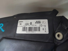 Laden Sie das Bild in den Galerie-Viewer, Frontscheinwerfer Peugeot Partner Rifter 9816826980 Links Scheinwerfer Headlight SCH5532662301kl