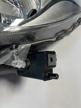 Laden Sie das Bild in den Galerie-Viewer, Frontscheinwerfer Mazda Premacy C513-51040 Links Scheinwerfer Headlight SCH5539140183ud