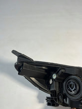 Laden Sie das Bild in den Galerie-Viewer, Frontscheinwerfer Mazda Premacy C513-51040 Links Scheinwerfer Headlight SCH5539140183ud