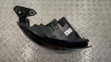 Load image into Gallery viewer, Frontscheinwerfer Opel Corsa F 39162654 LED Rechts Scheinwerfer Headlight SCH5540623601vr