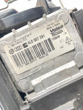 Load image into Gallery viewer, Frontscheinwerfer VW Passat 3C0941752K Rechts Scheinwerfer Headlight SCH5540994714iq