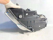 Load image into Gallery viewer, Frontscheinwerfer VW Passat 3C0941752K Rechts Scheinwerfer Headlight SCH5540994714iq