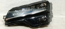 Laden Sie das Bild in den Galerie-Viewer, Frontscheinwerfer Skoda Karoq 57B941015D Links Scheinwerfer Headlight SCH5542428033hz