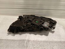 Laden Sie das Bild in den Galerie-Viewer, Frontscheinwerfer Tesla Model 3 1760889-00-E LED Rechts Scheinwerfer Headlight SCH5544807930ox