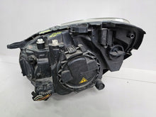 Laden Sie das Bild in den Galerie-Viewer, Frontscheinwerfer Mercedes-Benz W245 A1698203861 Xenon Rechts Headlight SCH5552435420ql