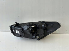 Load image into Gallery viewer, Frontscheinwerfer Renault Clio IV 260106961 Rechts Scheinwerfer Headlight SCH5553038661pg