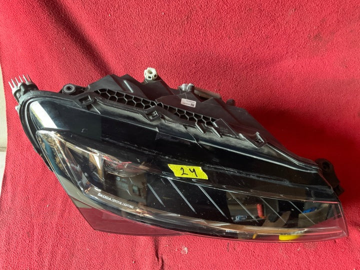 Frontscheinwerfer Skoda Superb III 3V1941016D Rechts Scheinwerfer Headlight SCH5559429413lt