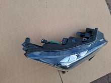 Laden Sie das Bild in den Galerie-Viewer, Frontscheinwerfer Nissan Leaf Ze1 26010-5SH5A LED Rechts Scheinwerfer Headlight SCH5560148898cd