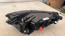 Laden Sie das Bild in den Galerie-Viewer, Frontscheinwerfer VW Passat B8 3G1941113A Links Scheinwerfer Headlight SCH5561022724pq